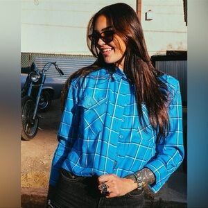 Dixxon Brentwood Cropped Blue Plaid  Flannel Size XL